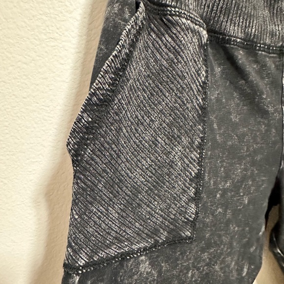 Olivia Rae Jogger Pants - Picture 4 of 6